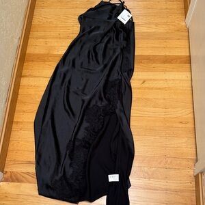 NWT brand new Oak and Fort Small Elegant Black Satin Dress with Lace Detail